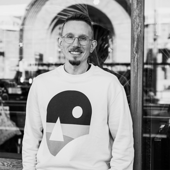 Recordly-Tolonen-Ville square
