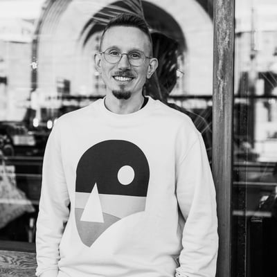 Recordly-Tolonen-Ville_square
